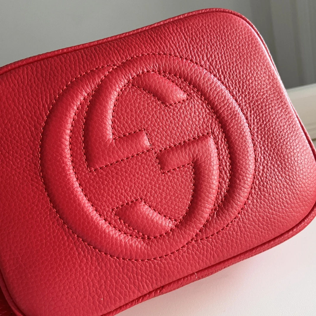 Gucci AAA Quality Messenger Bags For Women Fashionable 3933