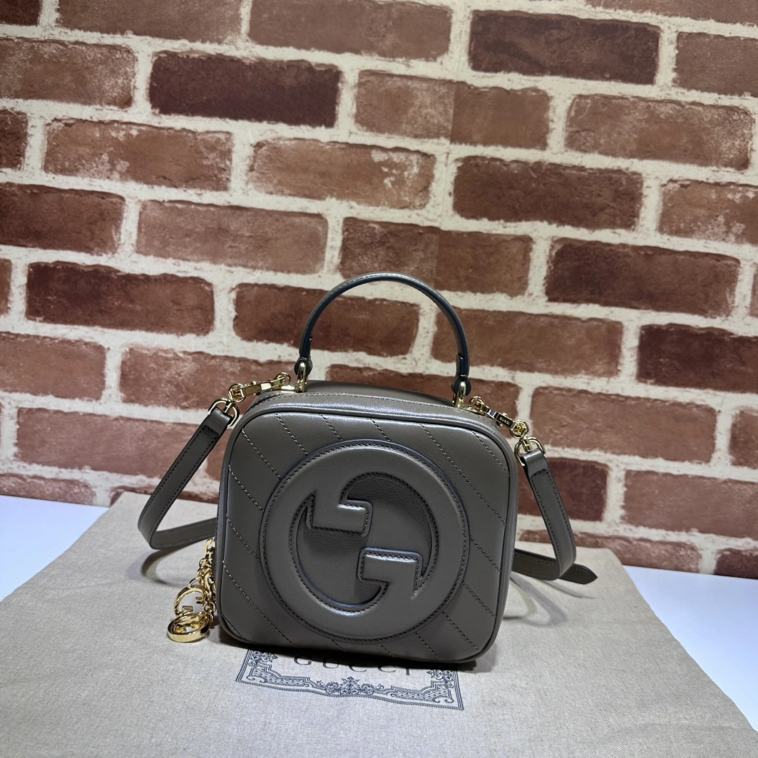 Gucci AAA Quality Messenger Bags For Women Fashionable 6534