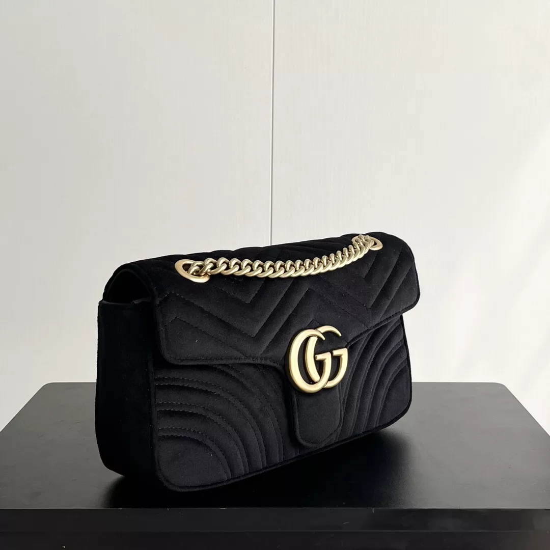 Gucci AAA Quality Messenger Bags For Women Fashionable 7095