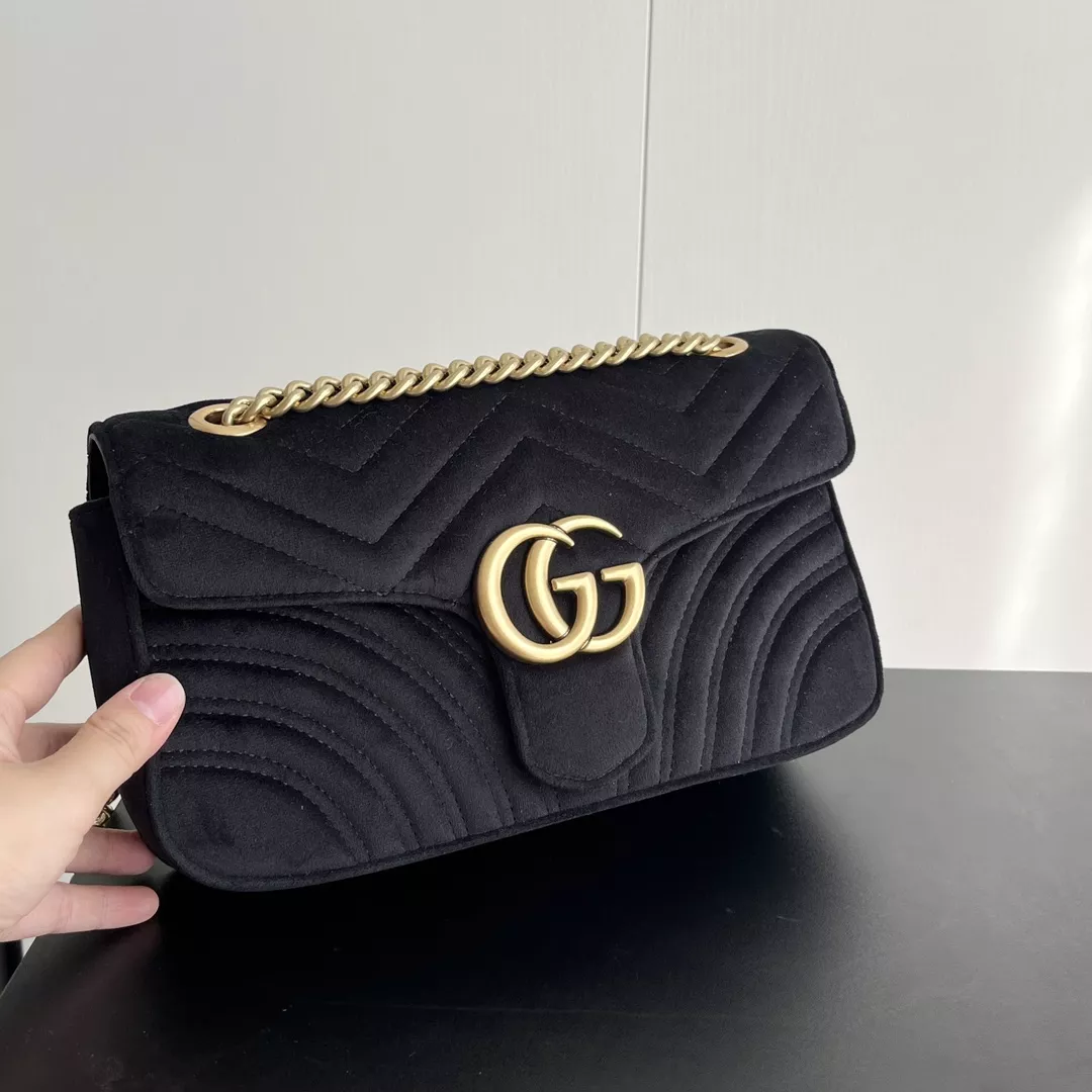 Gucci AAA Quality Messenger Bags For Women Fashionable 7095