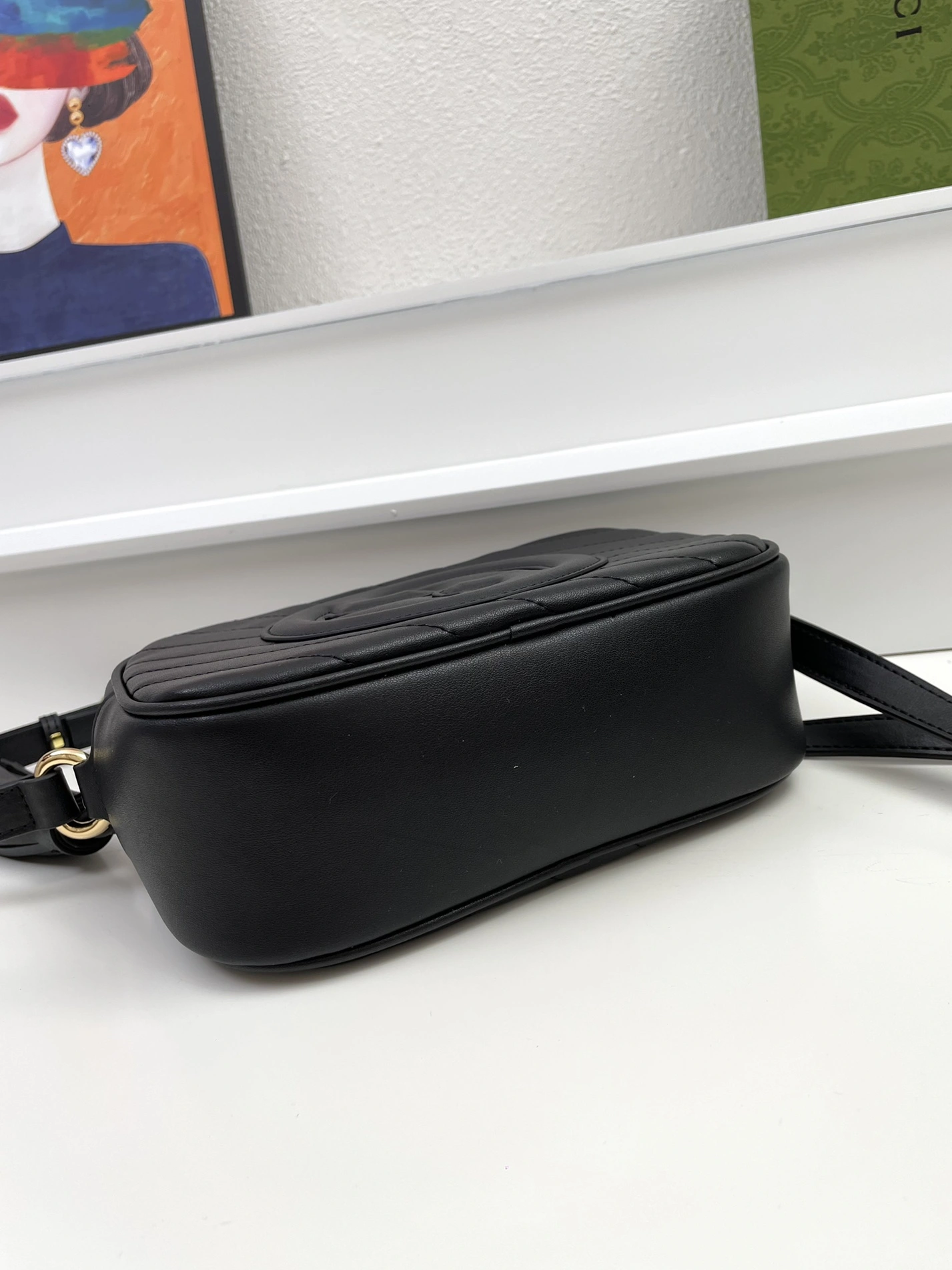 Gucci AAA Quality Messenger Bags For Women Flexible 6395