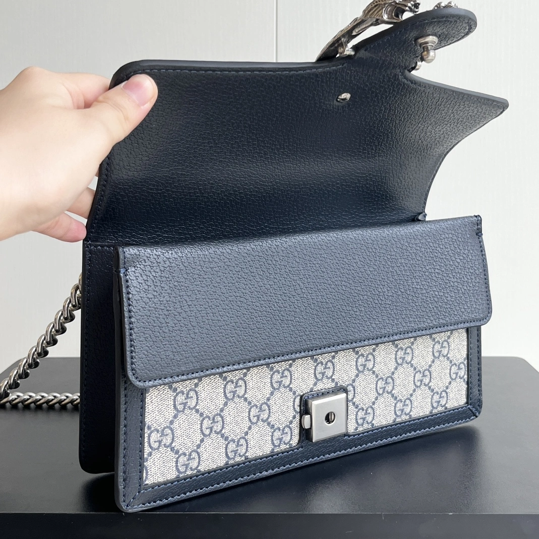 Gucci AAA Quality Messenger Bags For Women Functional 1468