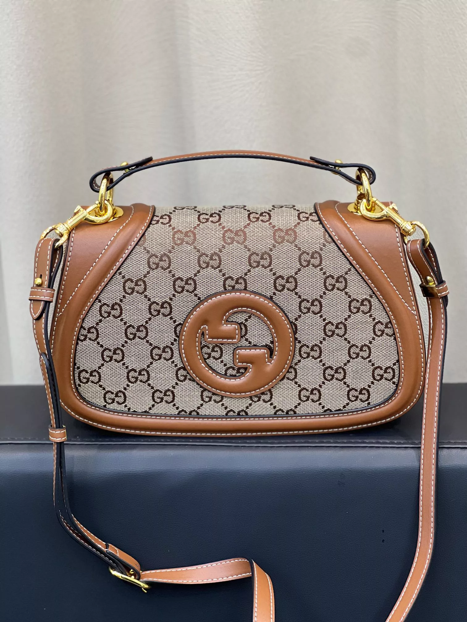 Gucci AAA Quality Messenger Bags For Women Functional 5954
