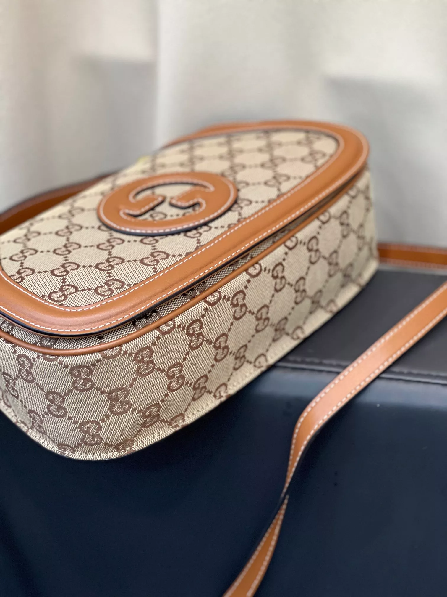 Gucci AAA Quality Messenger Bags For Women Functional 5954