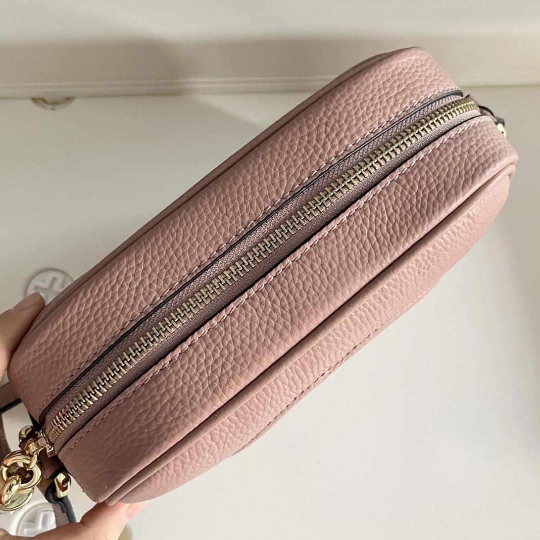 Gucci AAA Quality Messenger Bags For Women GoAnywhere 5439