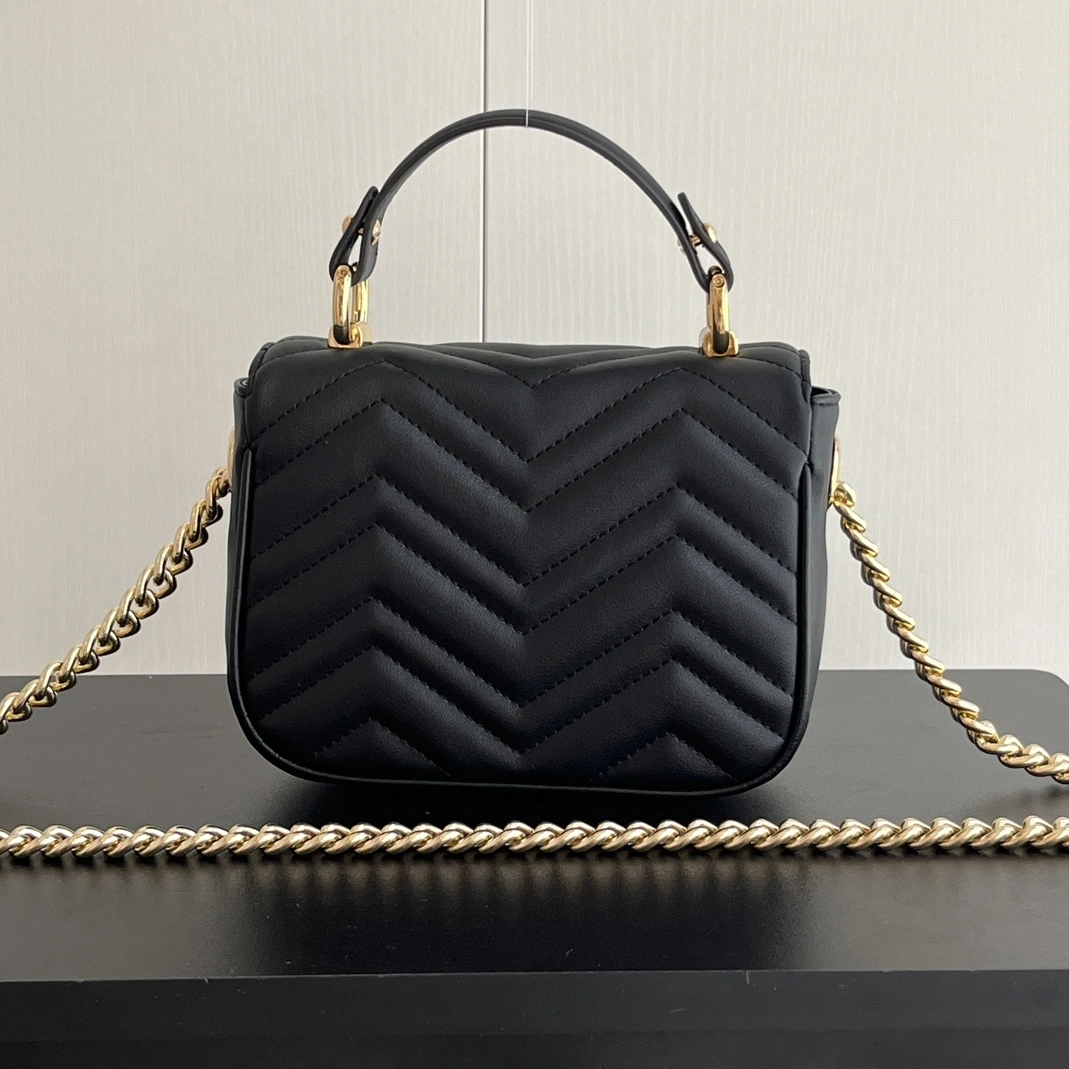 Gucci AAA Quality Messenger Bags For Women GoAnywhere 9294