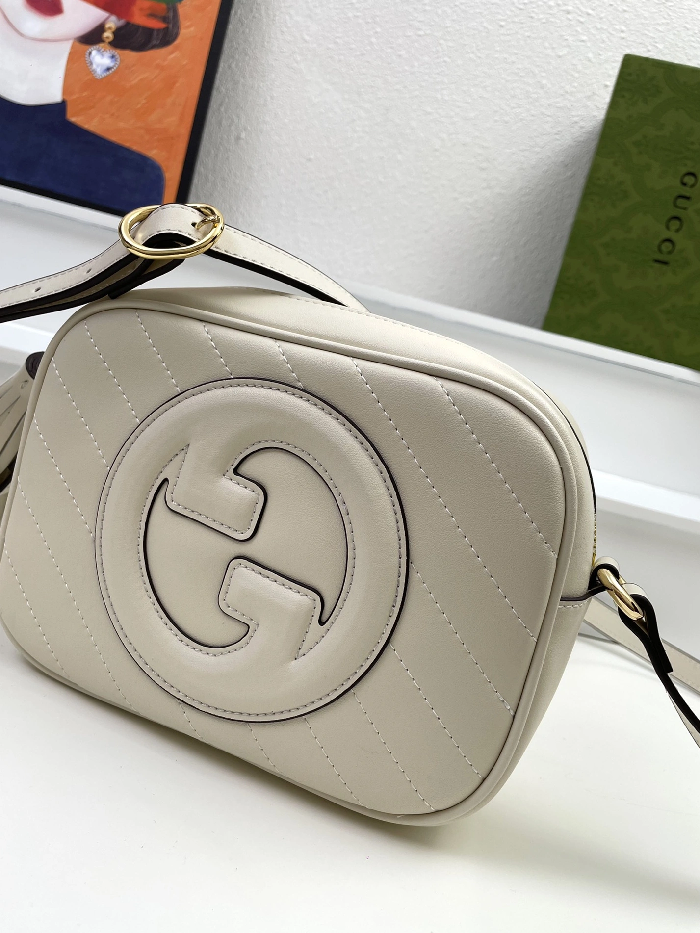 Gucci AAA Quality Messenger Bags For Women GoAnywhere 9368
