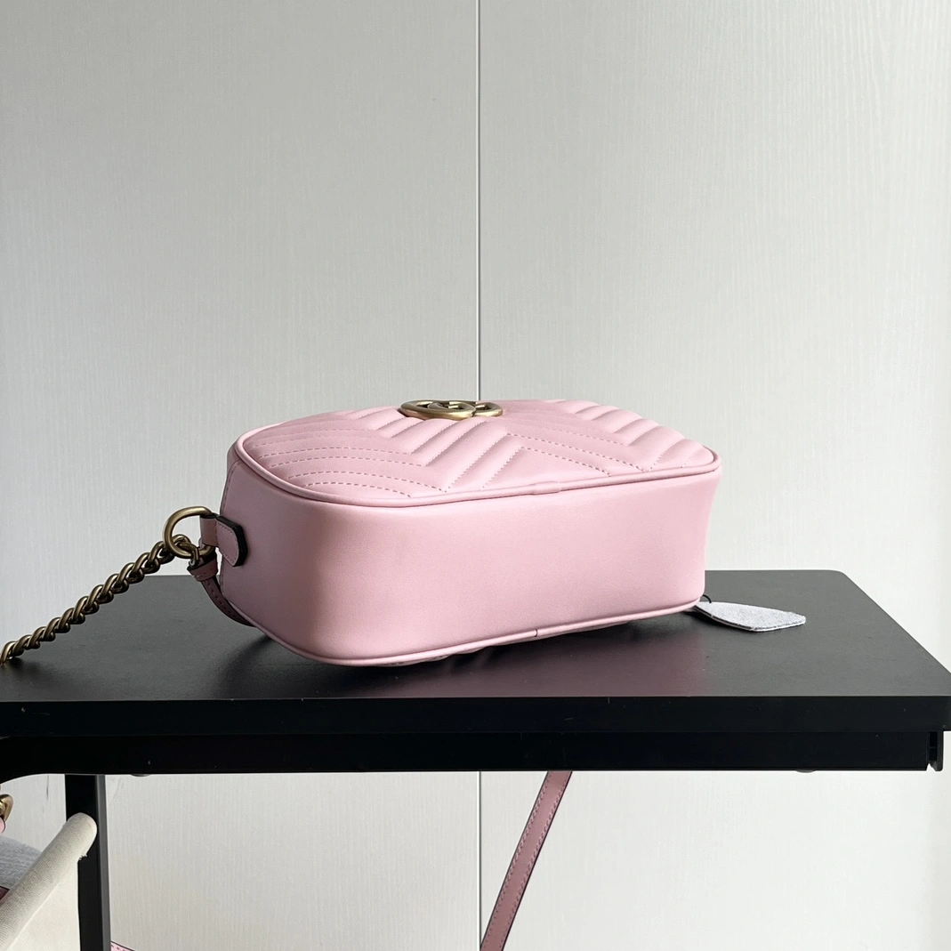 Gucci AAA Quality Messenger Bags For Women GoodFit 2752