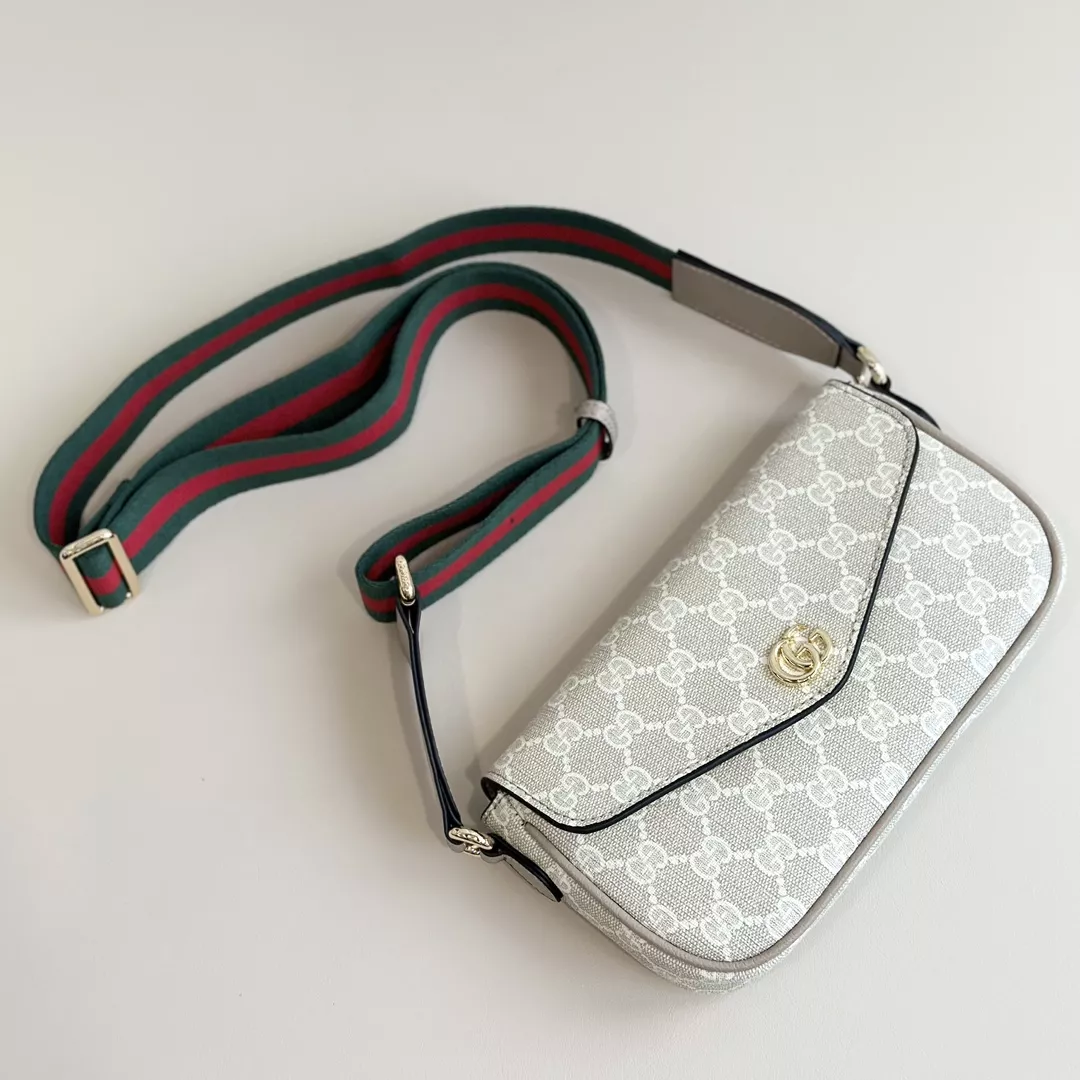 Gucci AAA Quality Messenger Bags For Women GoodFit 3323