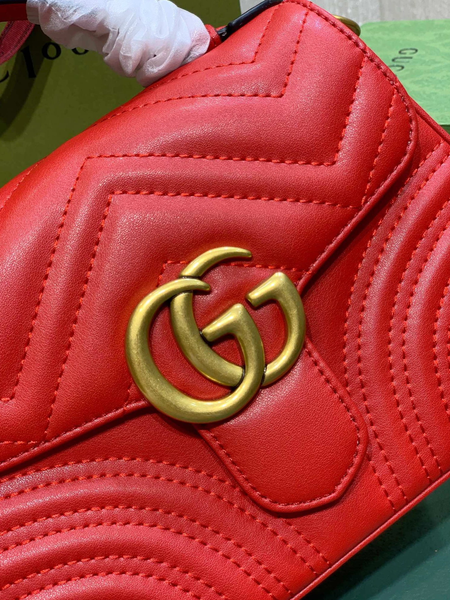Gucci AAA Quality Messenger Bags For Women Lightweight 4781