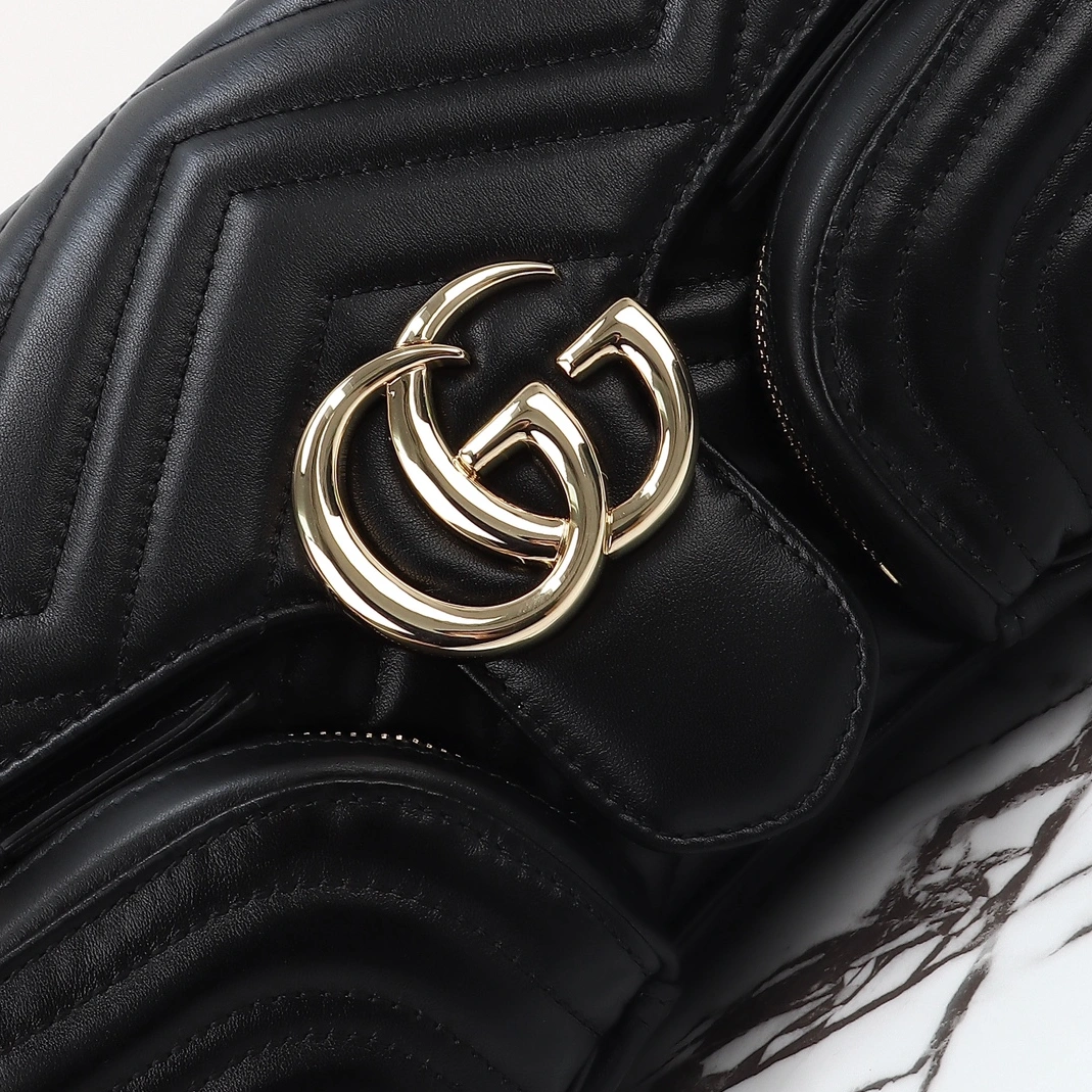 Gucci AAA Quality Messenger Bags For Women Lightweight 5798