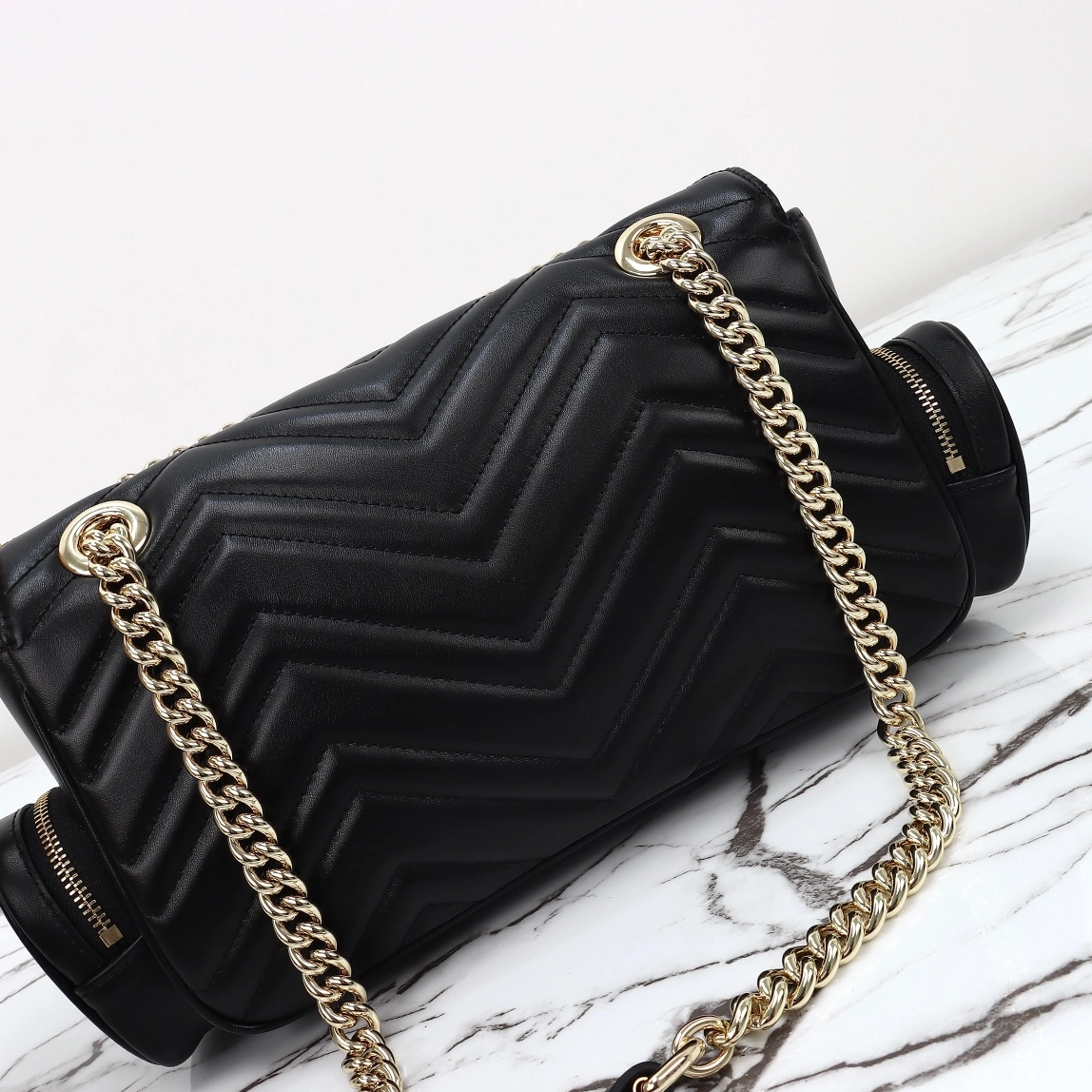 Gucci AAA Quality Messenger Bags For Women Lightweight 5798