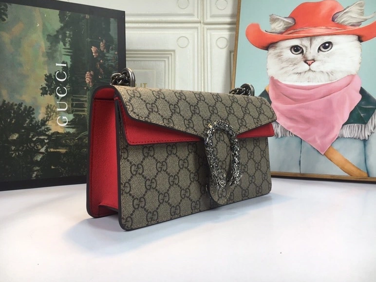 Gucci AAA Quality Messenger Bags For Women Minimalist 3901