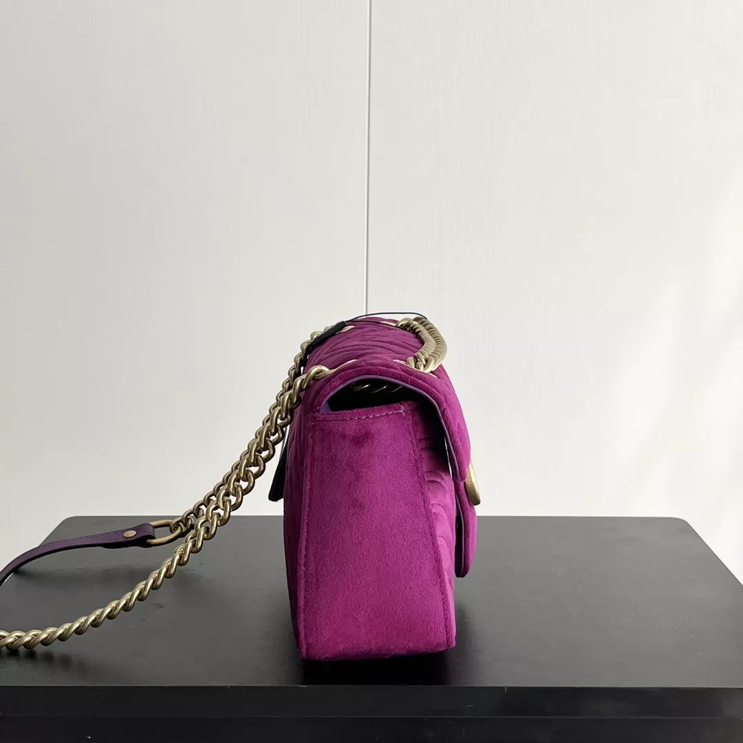 Gucci AAA Quality Messenger Bags For Women Minimalist 5010