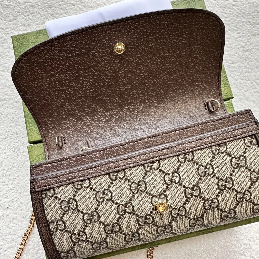 Gucci AAA Quality Messenger Bags For Women Minimalist 9210