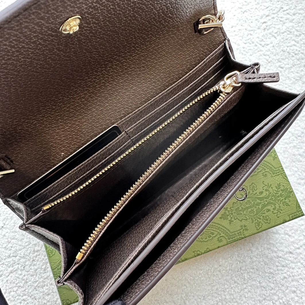 Gucci AAA Quality Messenger Bags For Women Minimalist 9210