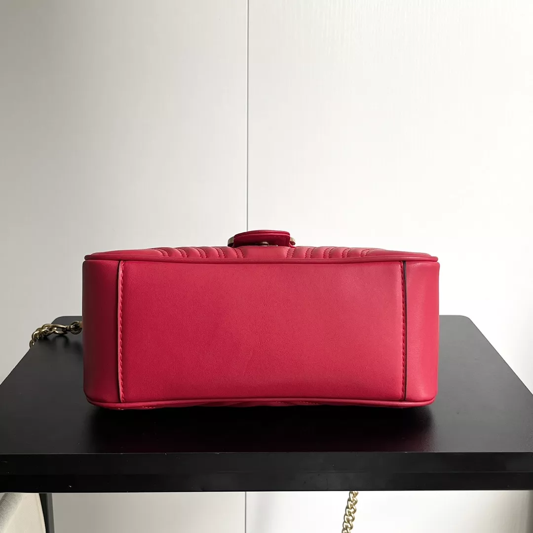 Gucci AAA Quality Messenger Bags For Women ModernLook 3689