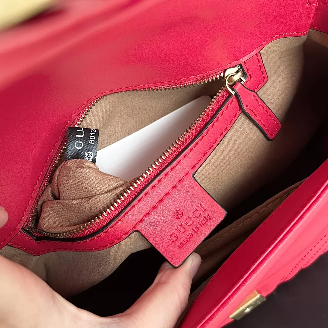 Gucci AAA Quality Messenger Bags For Women ModernLook 3689