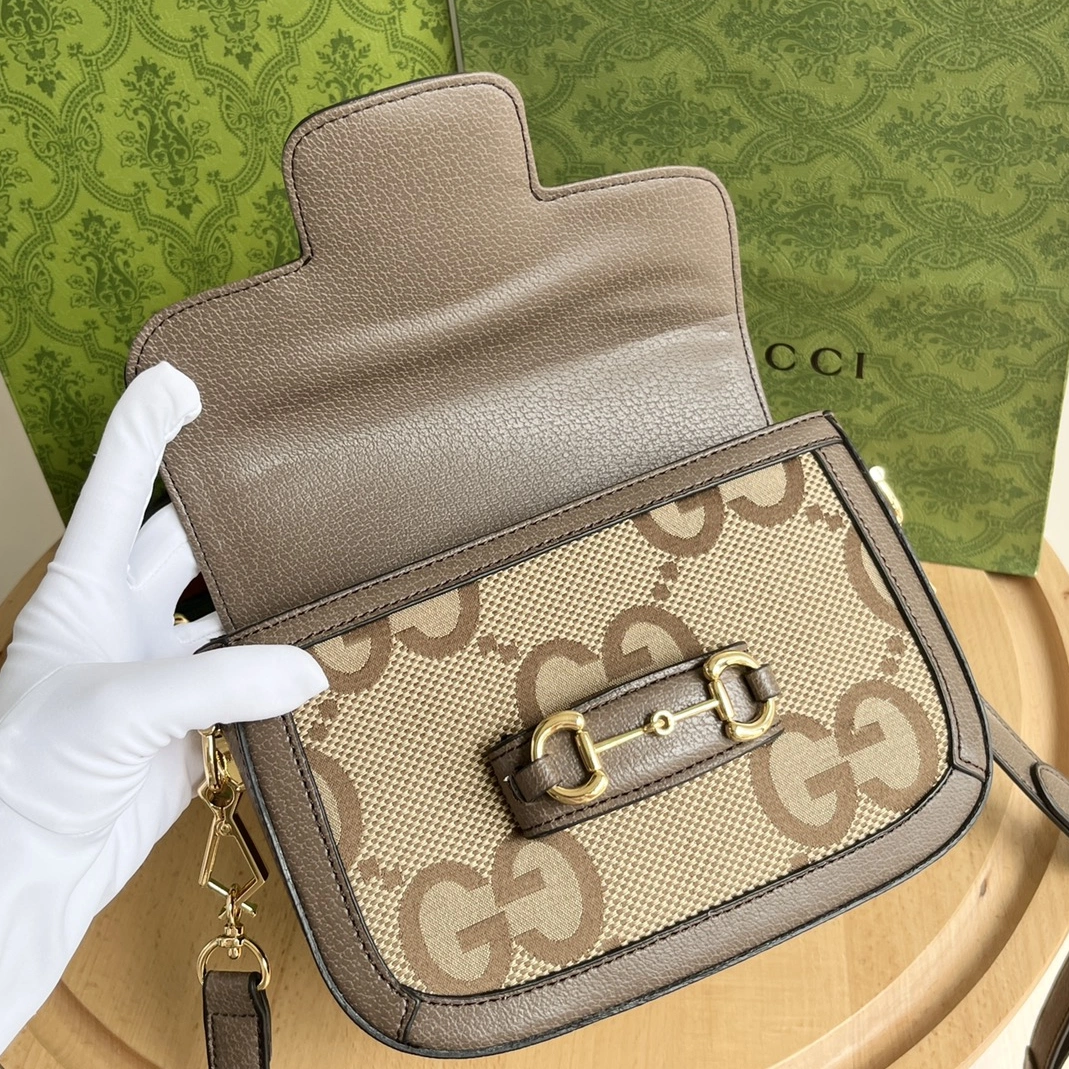 Gucci AAA Quality Messenger Bags For Women ModernLook 6132