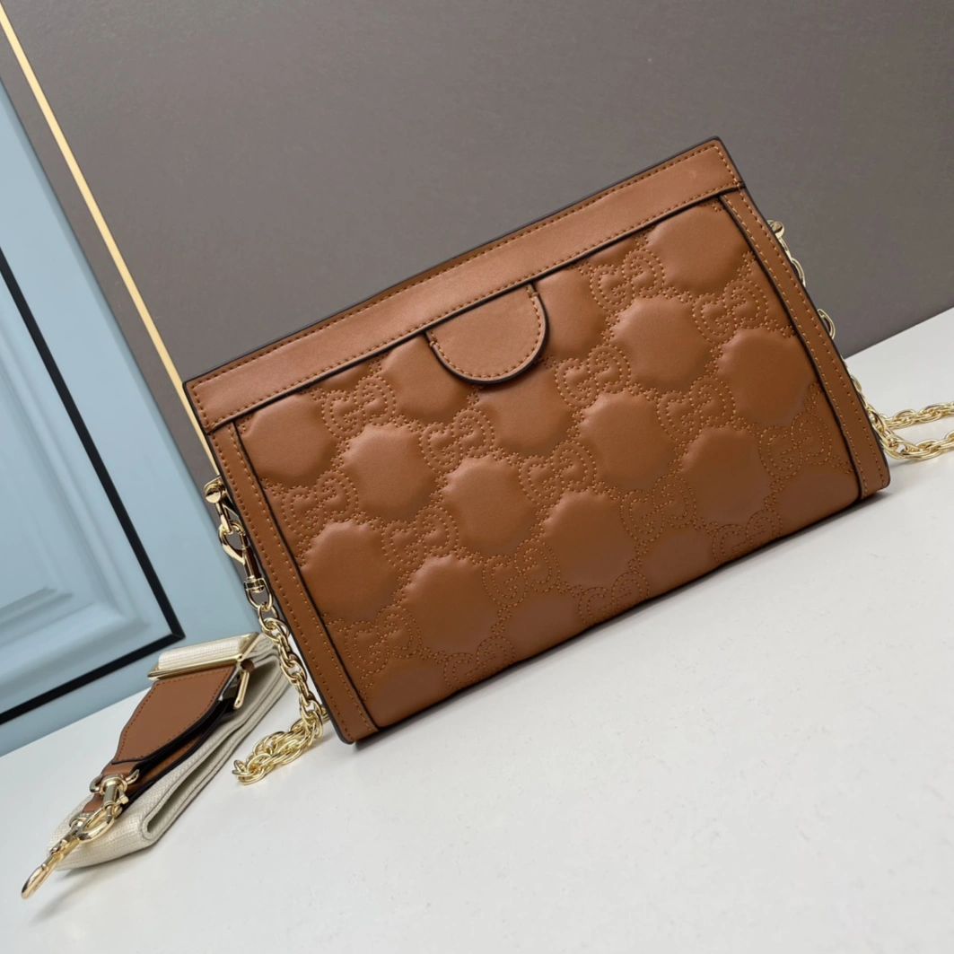 Gucci AAA Quality Messenger Bags For Women ModernLook 9751