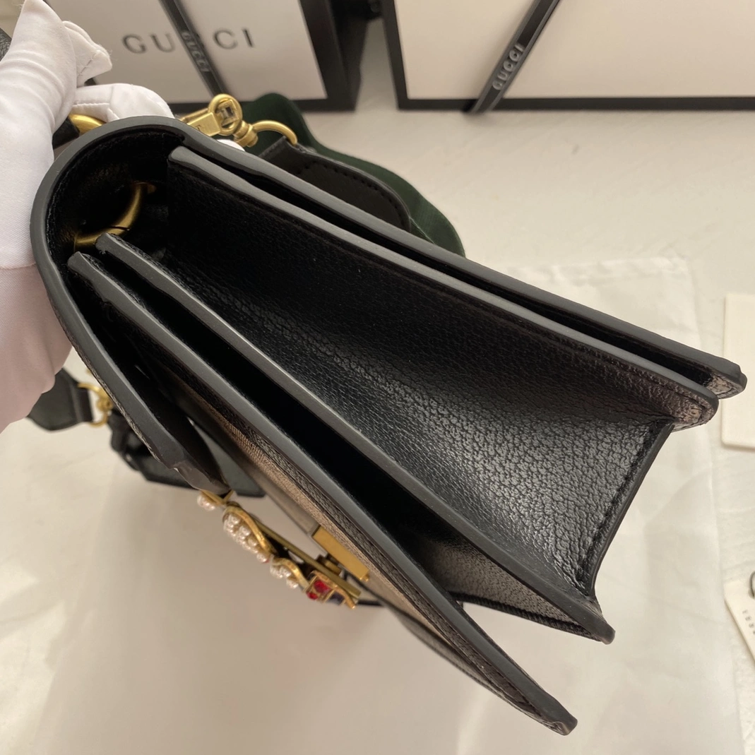 Gucci AAA Quality Messenger Bags For Women NewStyle 170