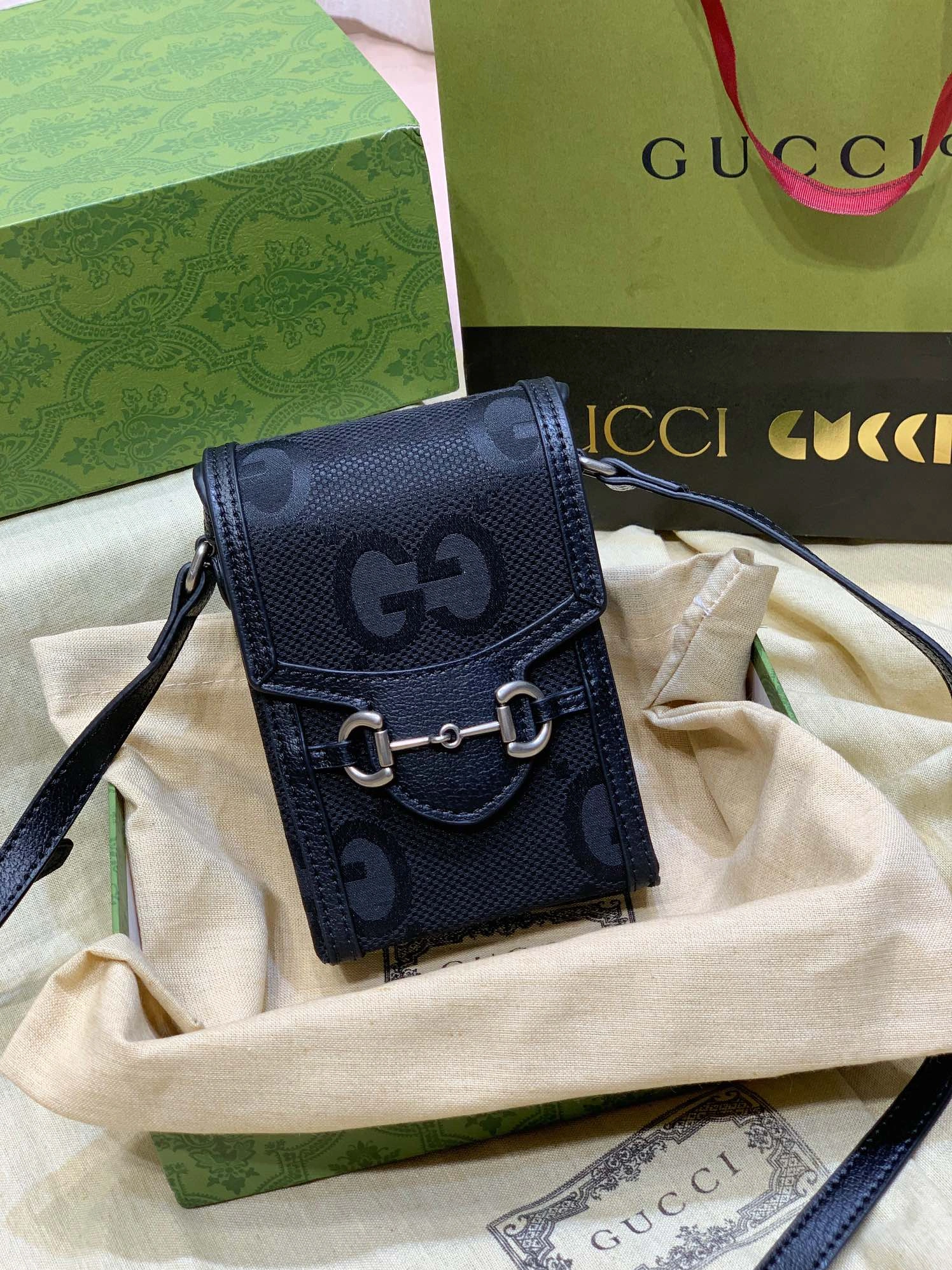 Gucci AAA Quality Messenger Bags For Women NewStyle 5788