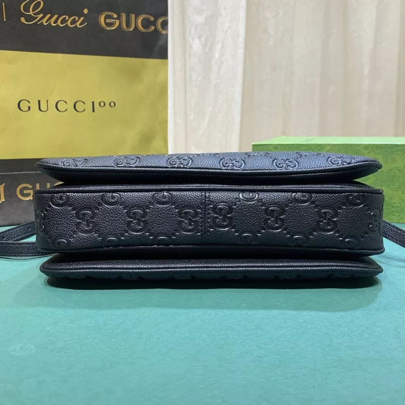 Gucci AAA Quality Messenger Bags For Women Popular 4677