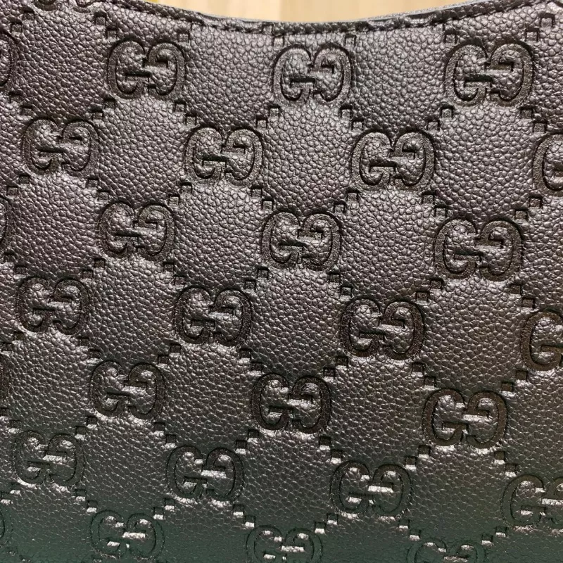 Gucci AAA Quality Messenger Bags For Women Popular 4677