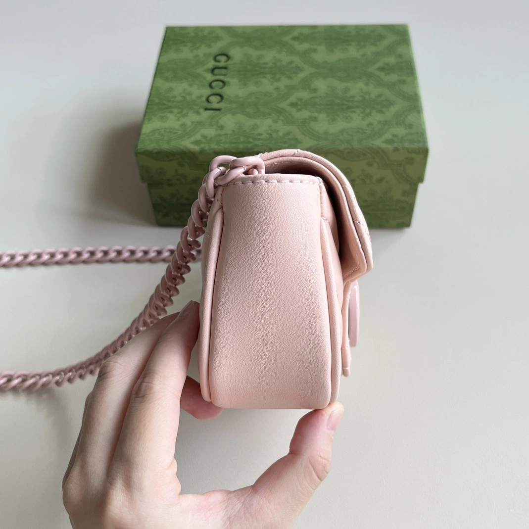 Gucci AAA Quality Messenger Bags For Women Reliable 1758