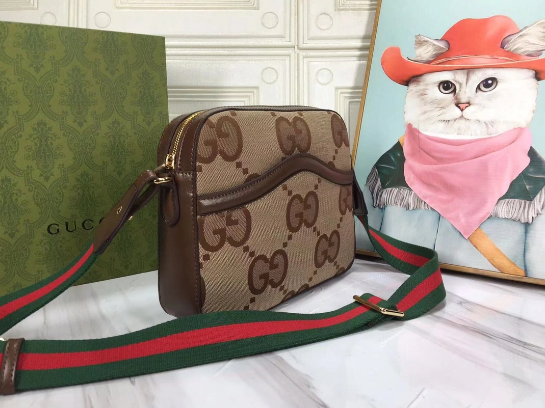 Gucci AAA Quality Messenger Bags For Women Resilient 4414