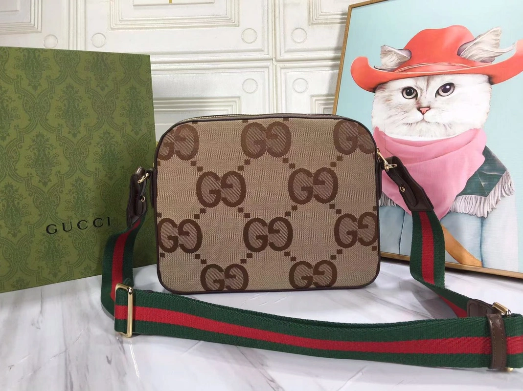 Gucci AAA Quality Messenger Bags For Women Resilient 4414