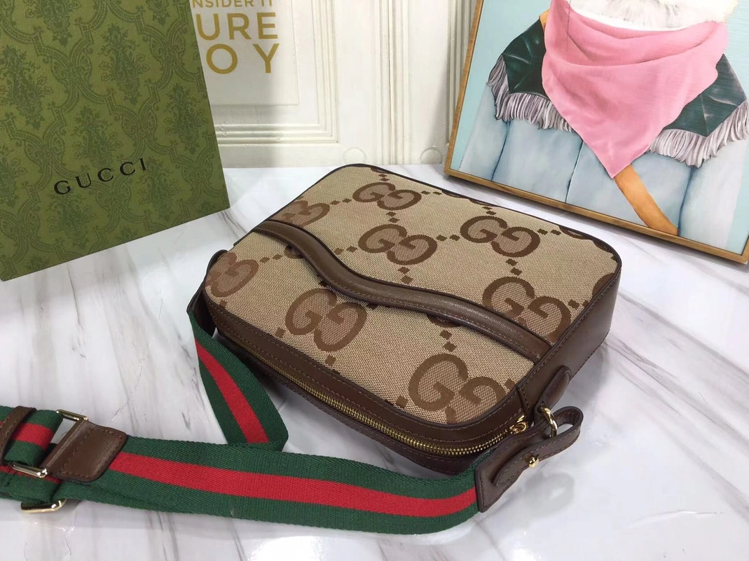Gucci AAA Quality Messenger Bags For Women Resilient 4414