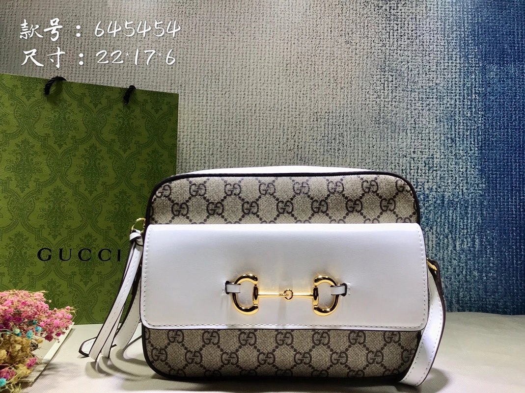 Gucci AAA Quality Messenger Bags For Women Resilient 4540
