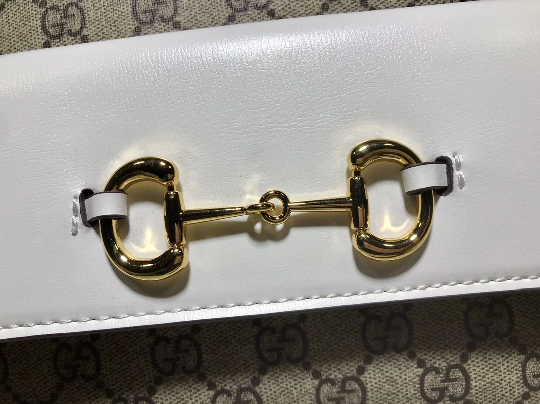 Gucci AAA Quality Messenger Bags For Women Resilient 4540