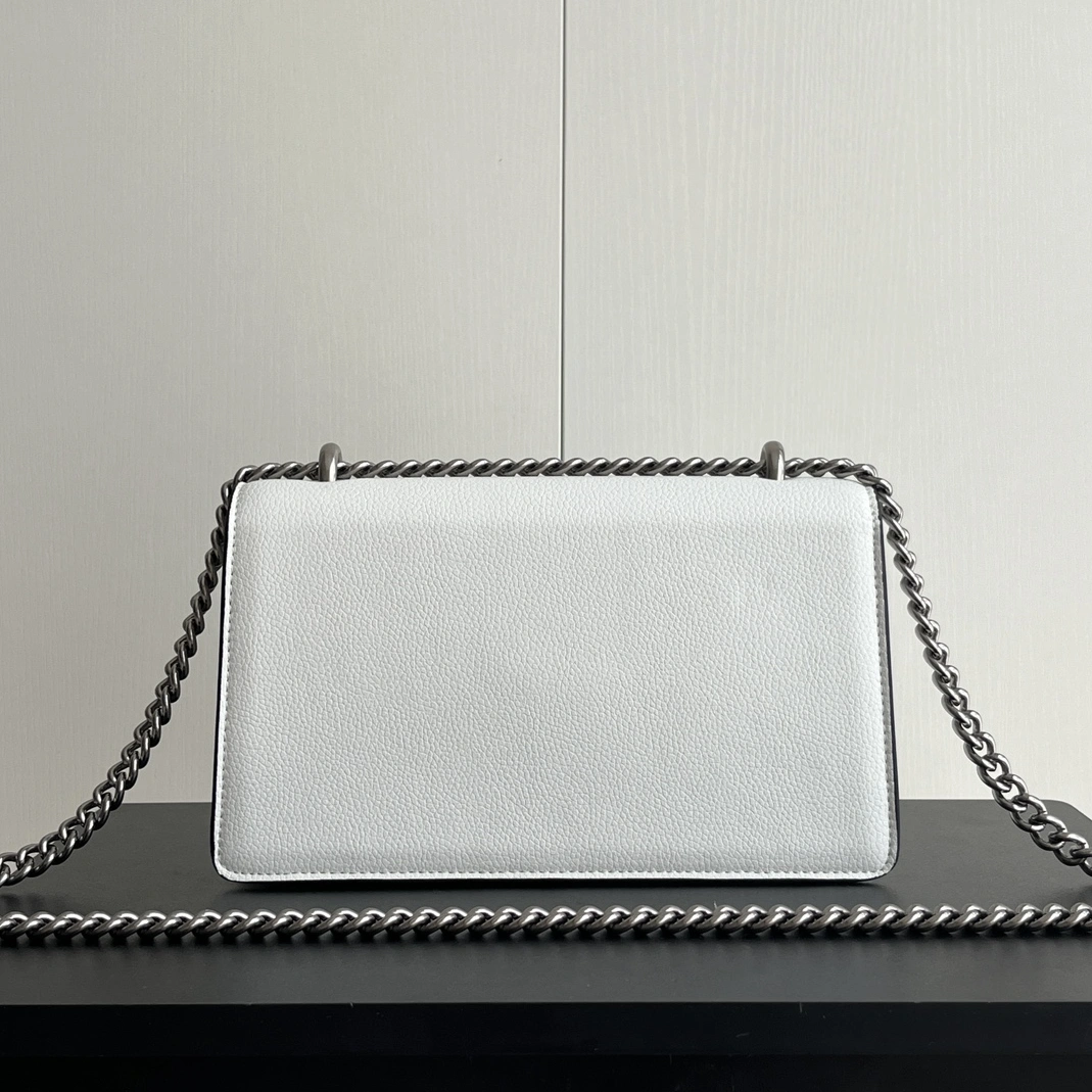 Gucci AAA Quality Messenger Bags For Women Sleek 2021