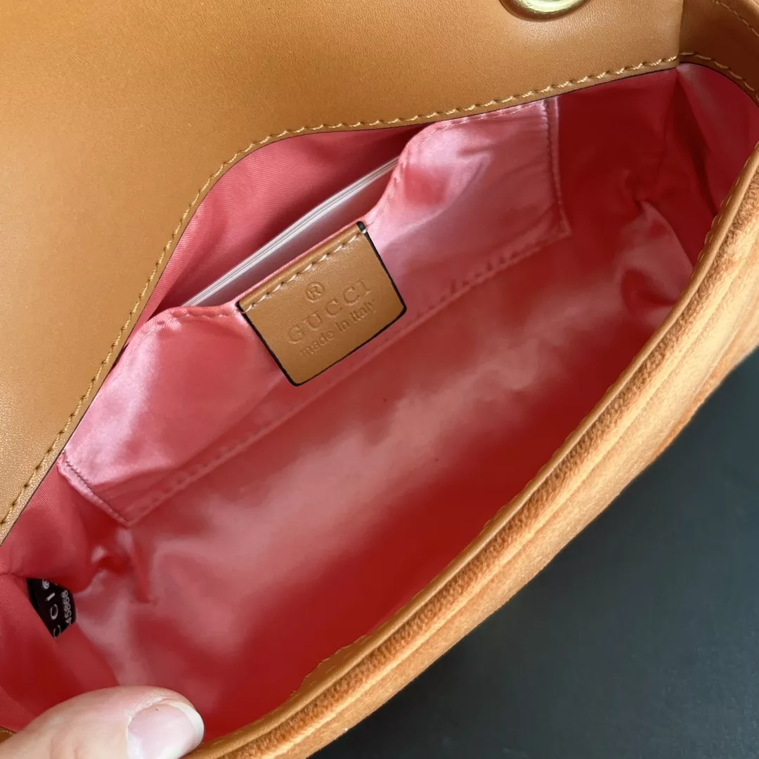 Gucci AAA Quality Messenger Bags For Women SmartChoice 2196