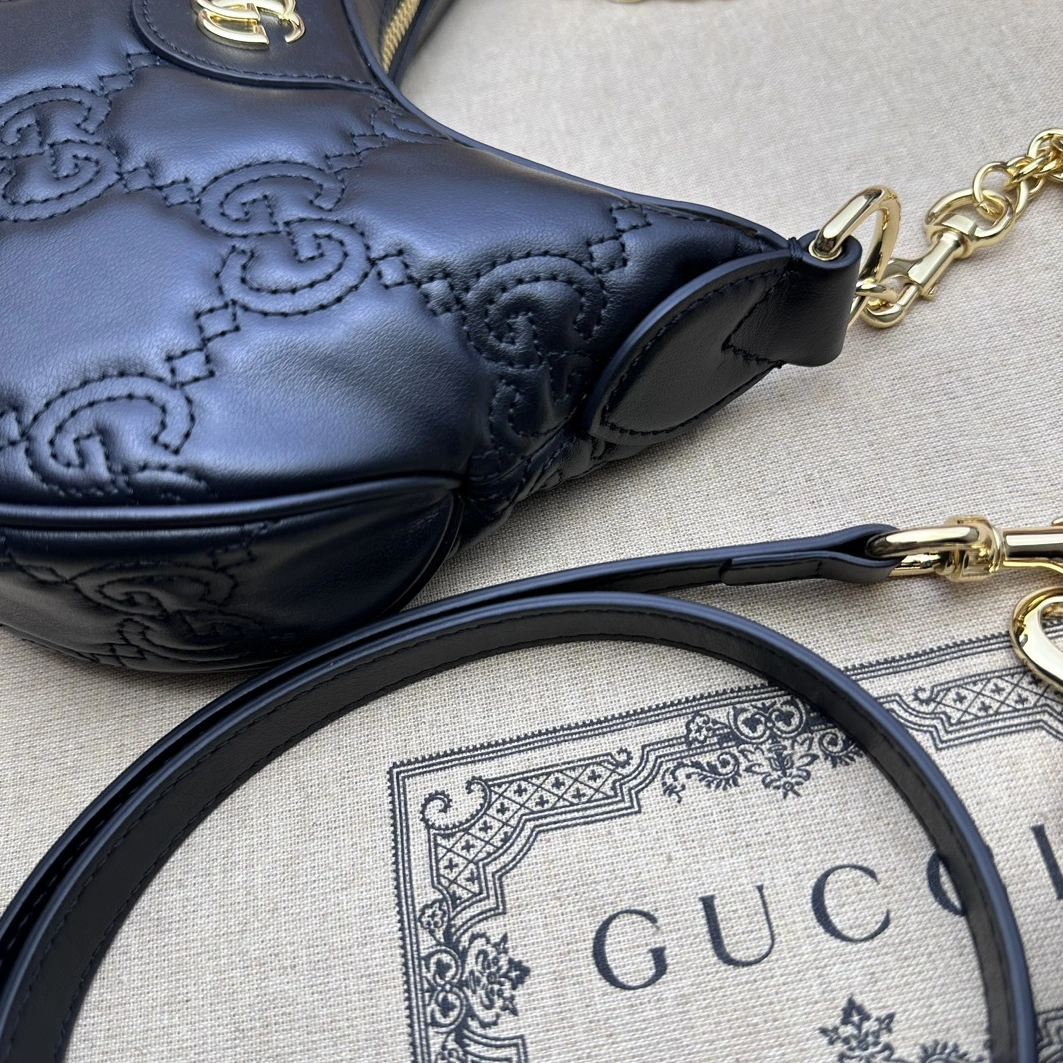 Gucci AAA Quality Messenger Bags For Women SmartChoice 5783