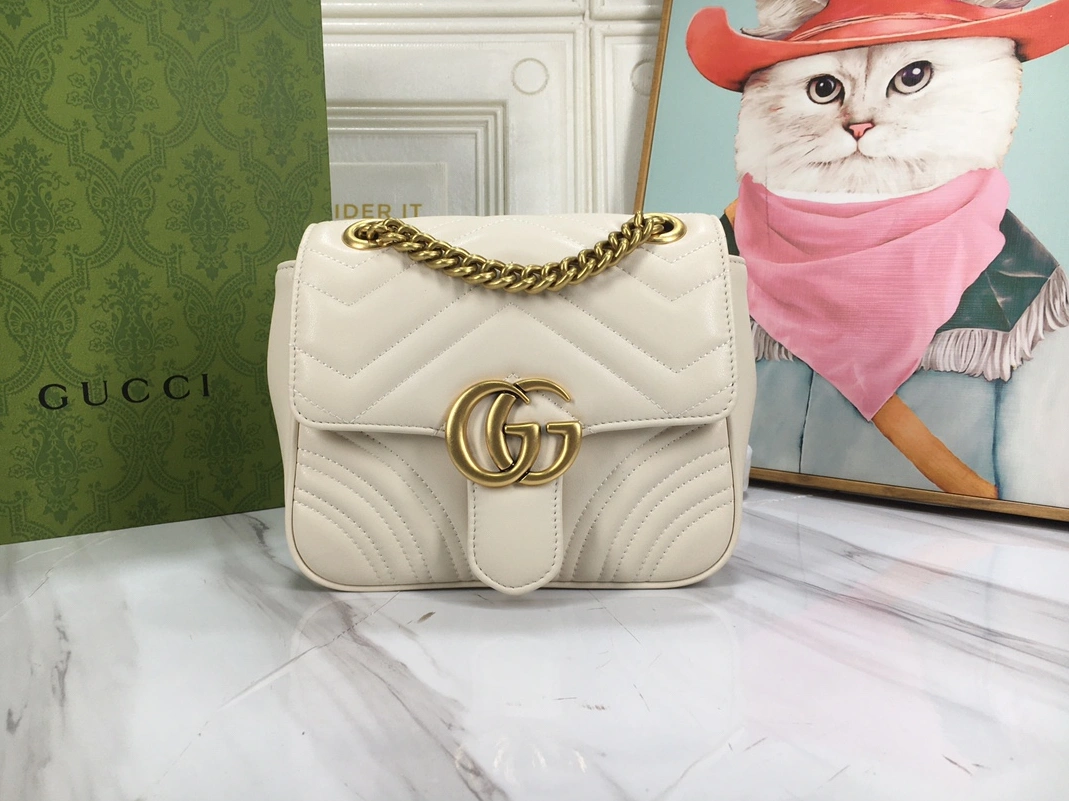 Gucci AAA Quality Messenger Bags For Women SmartChoice 7969