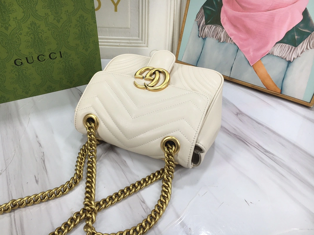 Gucci AAA Quality Messenger Bags For Women SmartChoice 7969
