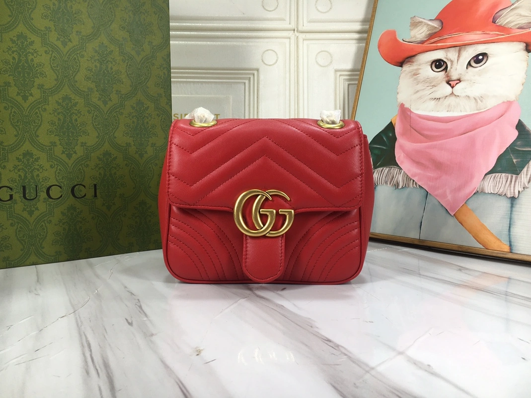 Gucci AAA Quality Messenger Bags For Women Sophisticated 1749