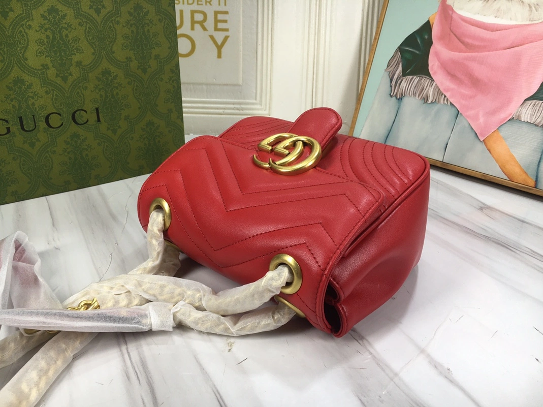 Gucci AAA Quality Messenger Bags For Women Sophisticated 1749