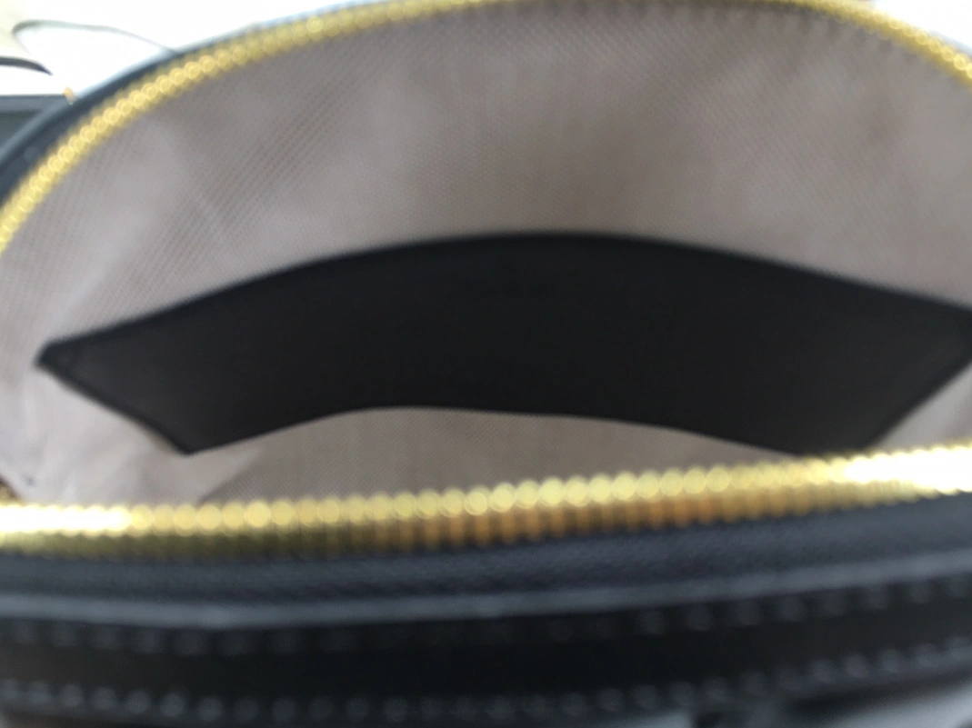 Gucci AAA Quality Messenger Bags For Women Sophisticated 3457