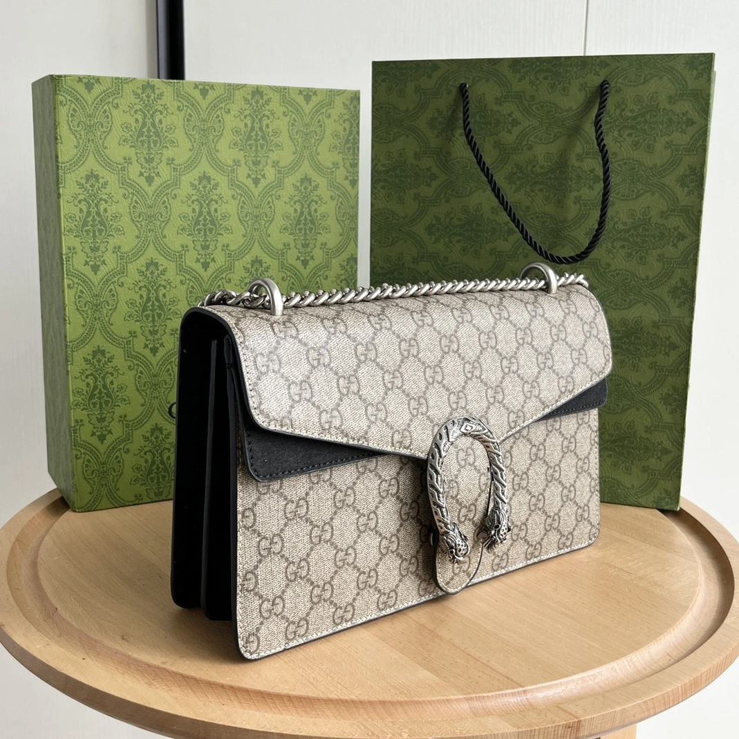 Gucci AAA Quality Messenger Bags For Women Sophisticated 8538