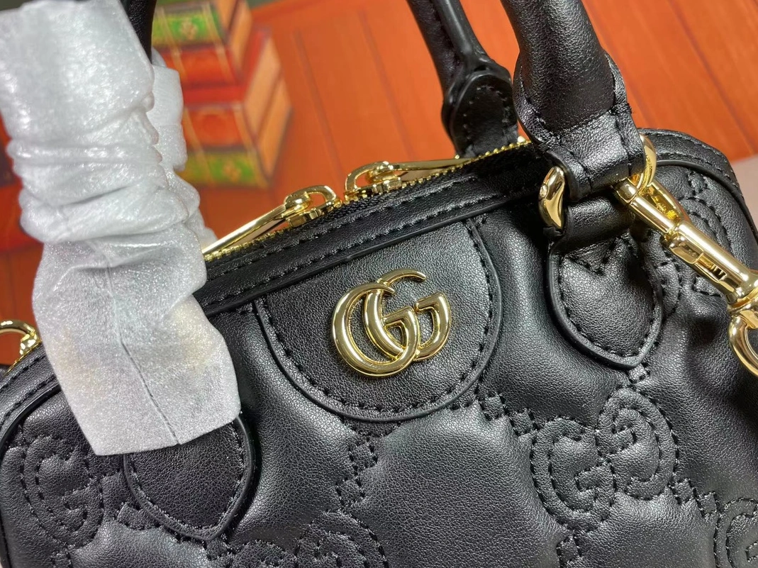 Gucci AAA Quality Messenger Bags For Women SportInspired 2998