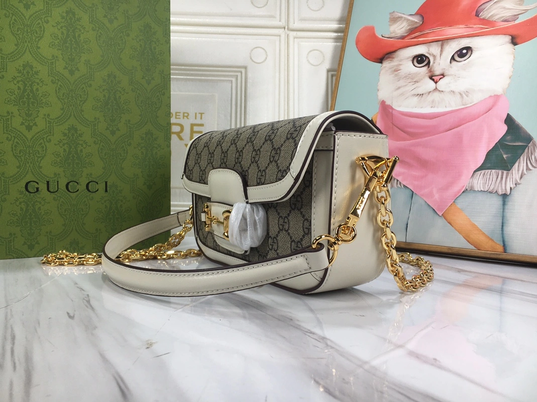 Gucci AAA Quality Messenger Bags For Women SportInspired 9335