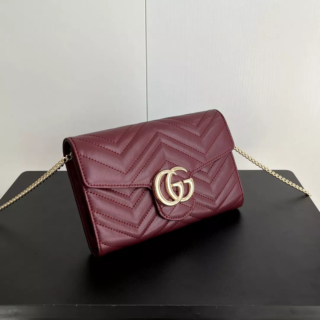 Gucci AAA Quality Messenger Bags For Women SportInspired 9990