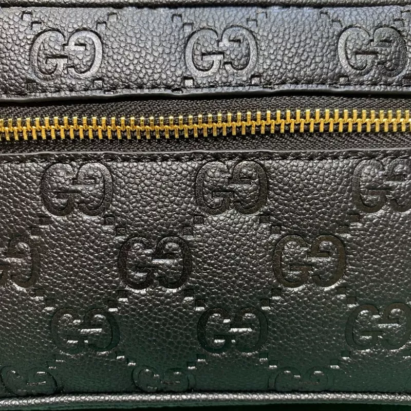 Gucci AAA Quality Messenger Bags For Women StreetReady 1844