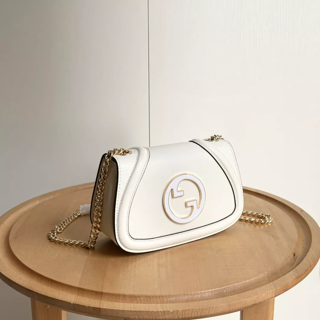 Gucci AAA Quality Messenger Bags For Women StreetReady 3438