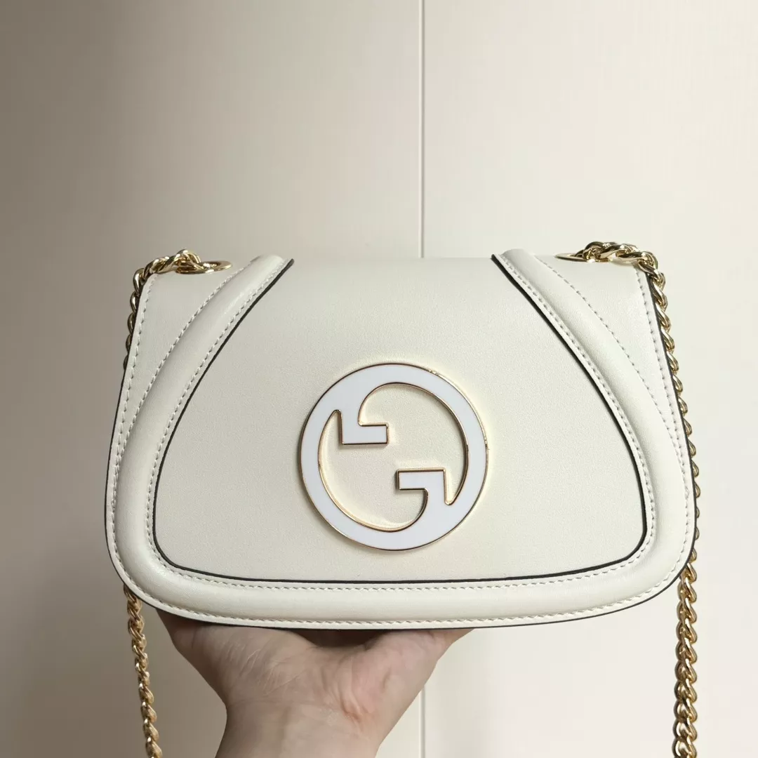 Gucci AAA Quality Messenger Bags For Women StreetReady 3438