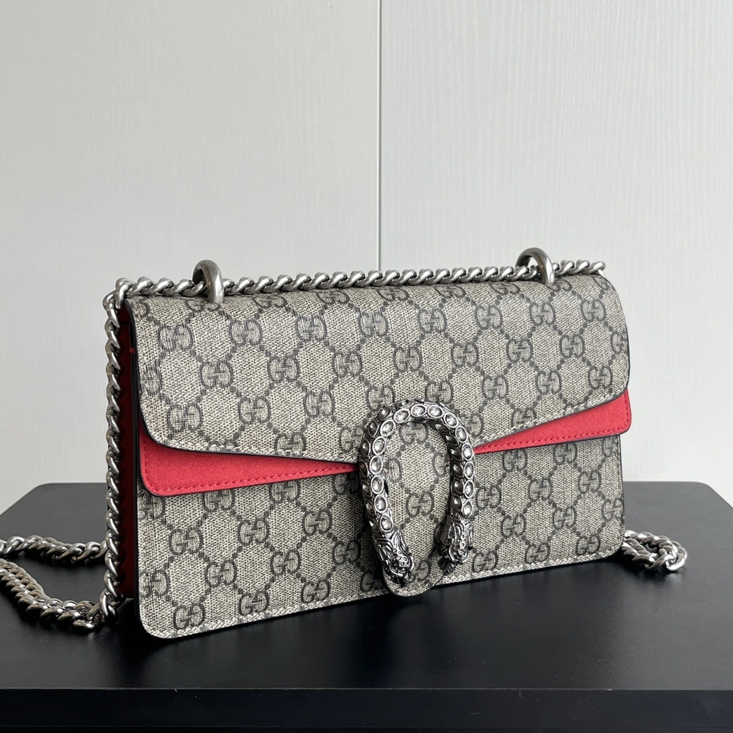 Gucci AAA Quality Messenger Bags For Women StreetReady 4377